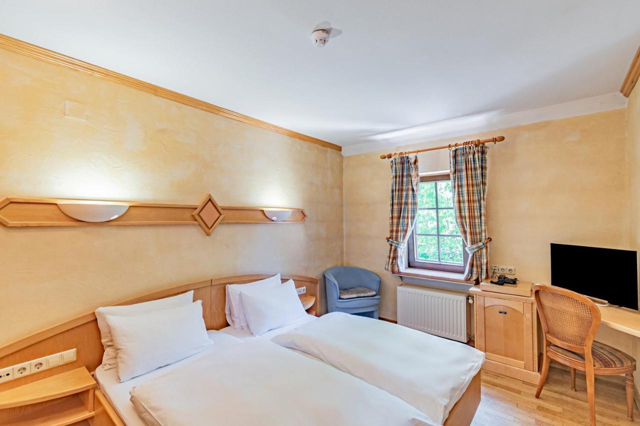 Aux Tanneries De Wiltz Hotel Exterior photo